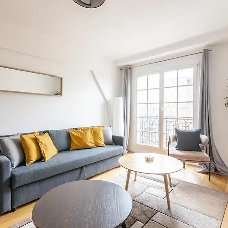 Luxurious 2 Bedroom Arc De Triomphe Grande Armee * Paříž