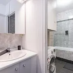 Luxurious 2 Bedroom Arc De Triomphe Grande Armee