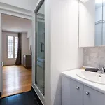 Luxurious 2 Bedroom Arc De Triomphe Grande Armee *